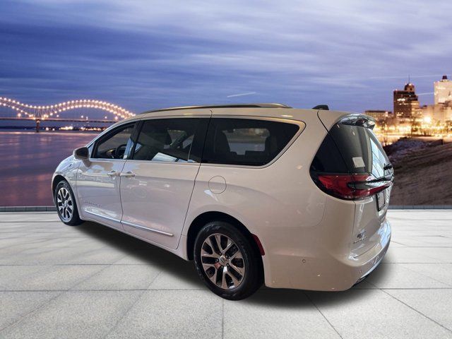 2024 Chrysler Pacifica Hybrid Pinnacle