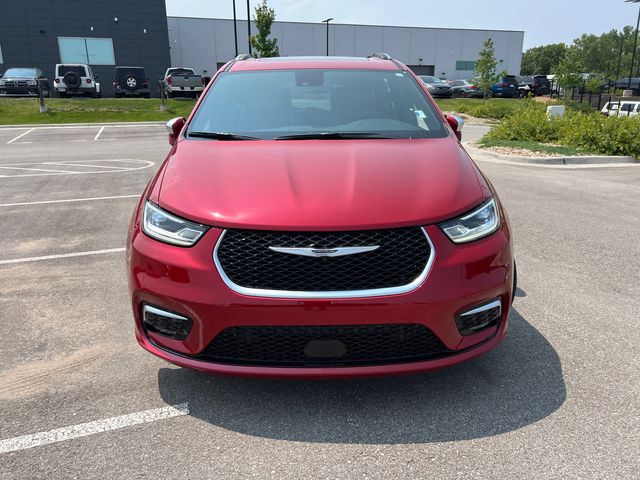 2024 Chrysler Pacifica Hybrid Pinnacle