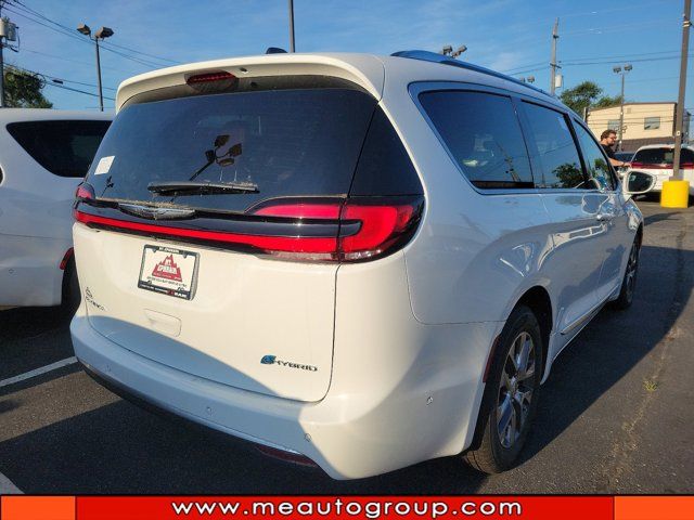 2024 Chrysler Pacifica Hybrid Pinnacle