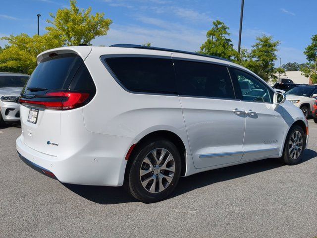 2024 Chrysler Pacifica Hybrid Pinnacle