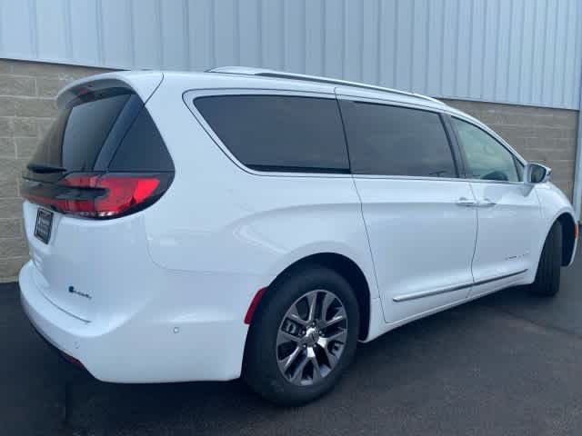 2024 Chrysler Pacifica Hybrid Pinnacle