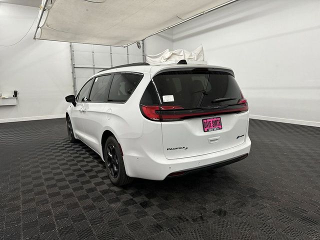 2024 Chrysler Pacifica Hybrid Premium S Appearance Pkg