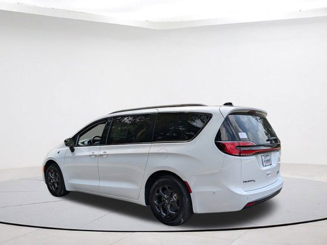 2024 Chrysler Pacifica Hybrid Premium S Appearance Pkg