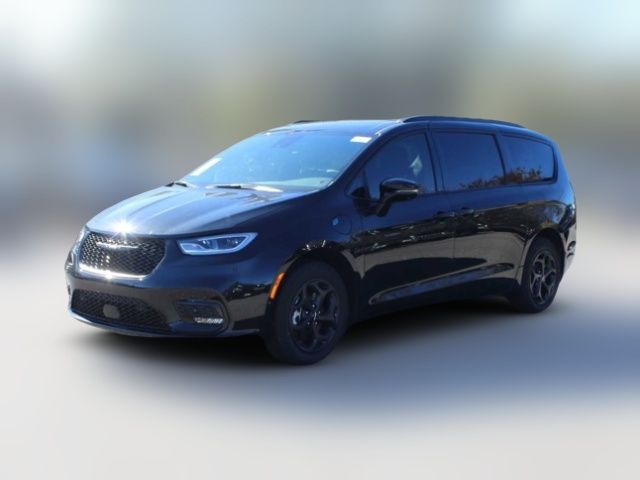 2024 Chrysler Pacifica Hybrid Premium S Appearance Pkg