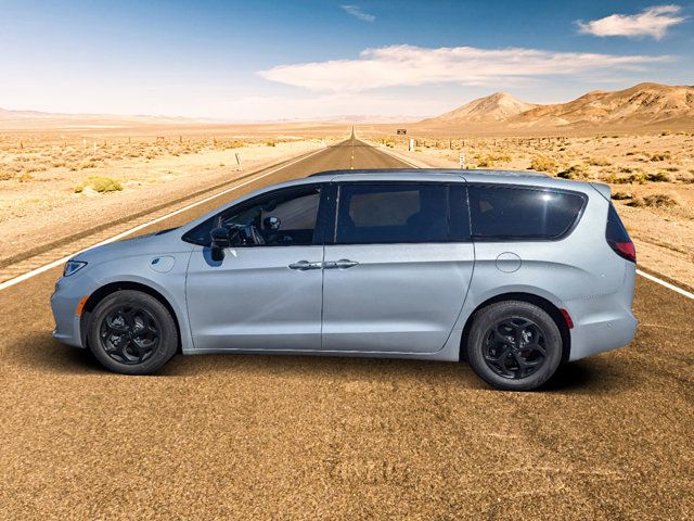 2024 Chrysler Pacifica Hybrid Premium S Appearance Pkg