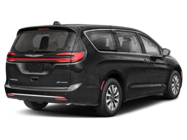 2024 Chrysler Pacifica Hybrid Road Tripper