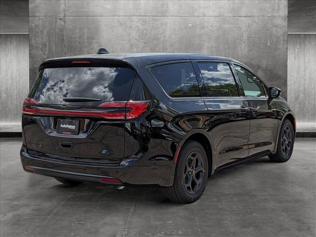 2024 Chrysler Pacifica Hybrid S Appearance Pkg