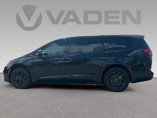 2024 Chrysler Pacifica Hybrid S Appearance Pkg