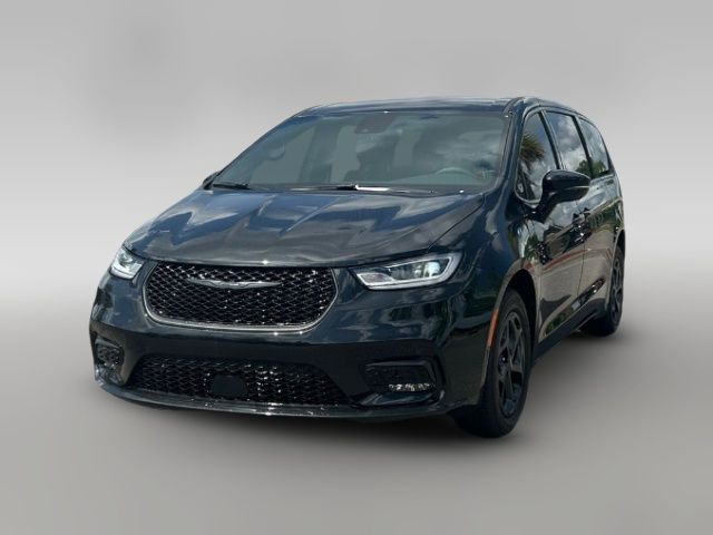 2024 Chrysler Pacifica Hybrid S Appearance Pkg