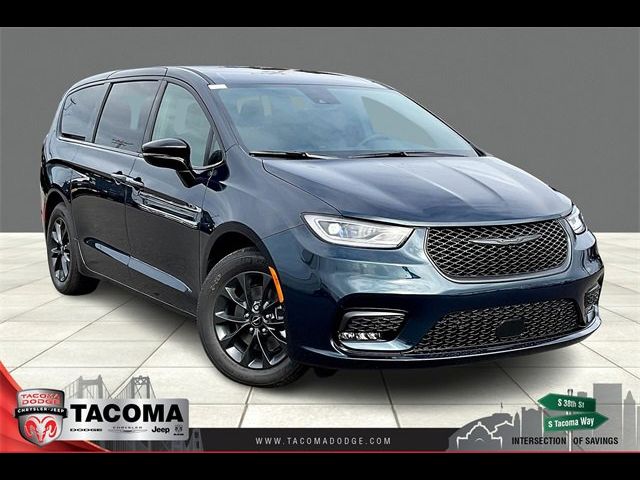 2024 Chrysler Pacifica Hybrid S Appearance Pkg