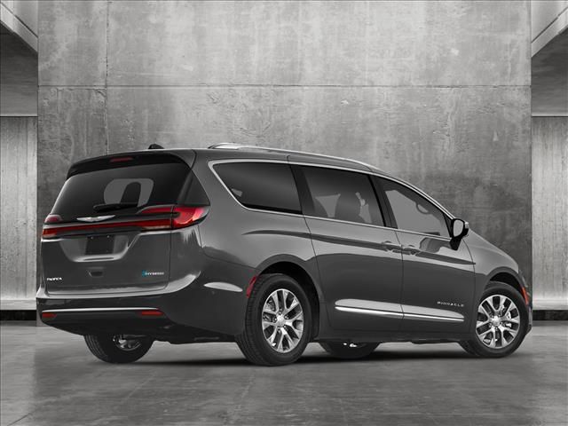 2024 Chrysler Pacifica Hybrid S Appearance Pkg