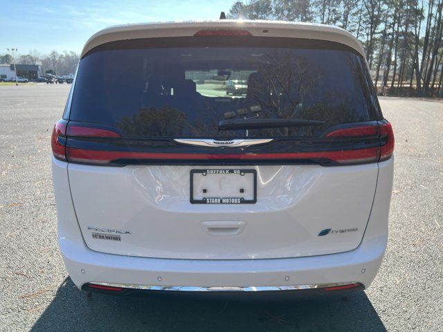 2024 Chrysler Pacifica Hybrid Select