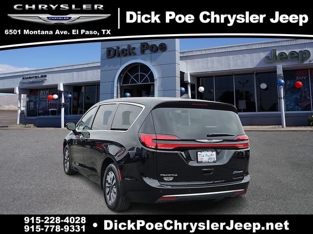 2024 Chrysler Pacifica Hybrid Select