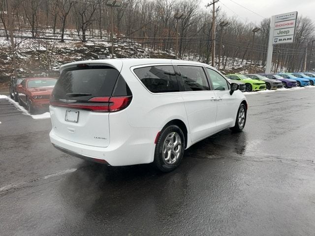 2024 Chrysler Pacifica Limited