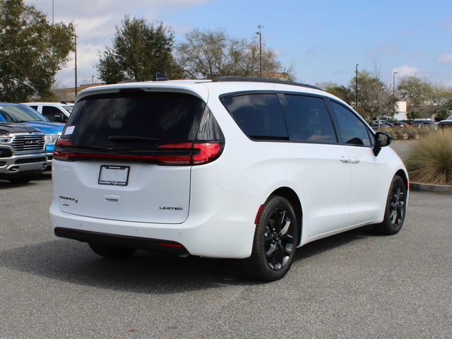 2024 Chrysler Pacifica Limited