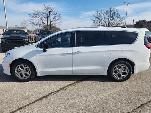 2024 Chrysler Pacifica Limited