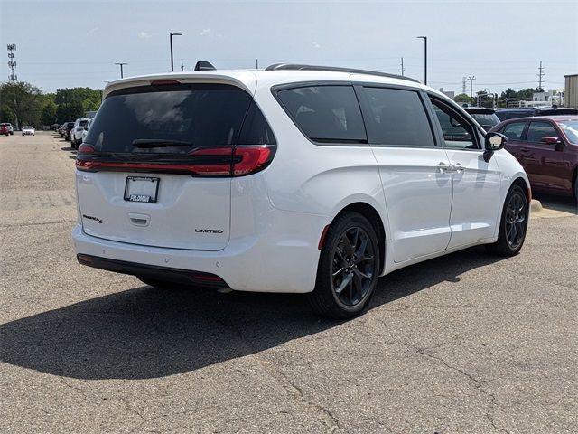 2024 Chrysler Pacifica Limited