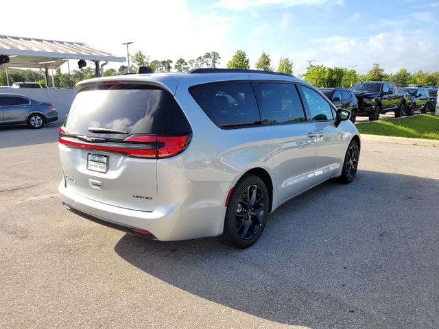 2024 Chrysler Pacifica Limited