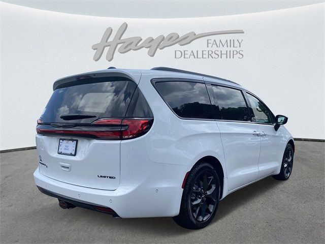 2024 Chrysler Pacifica Limited