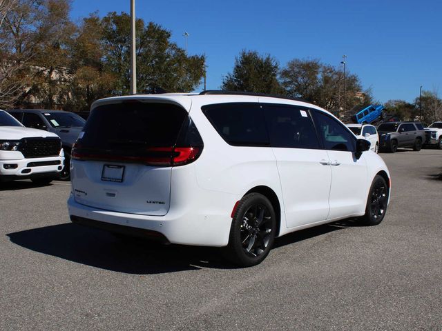 2024 Chrysler Pacifica Limited