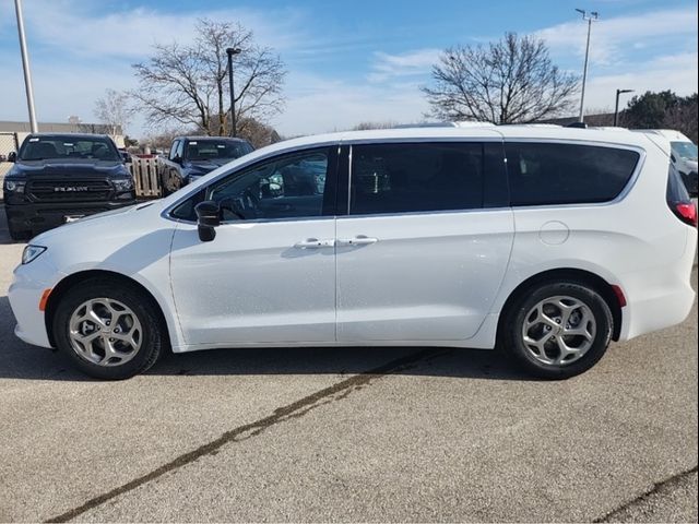 2024 Chrysler Pacifica Limited