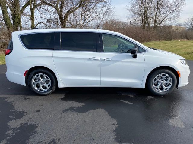 2024 Chrysler Pacifica Limited