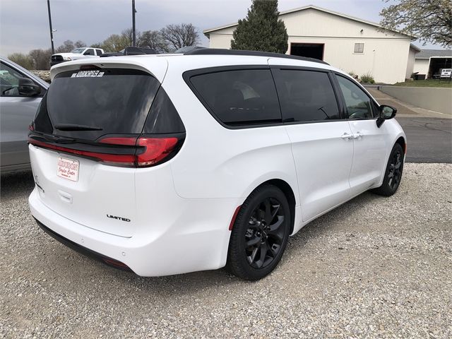 2024 Chrysler Pacifica Limited