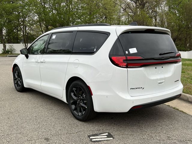 2024 Chrysler Pacifica Limited