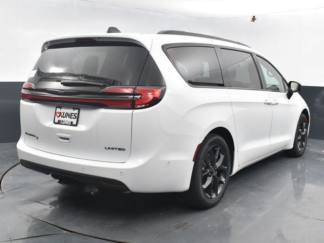 2024 Chrysler Pacifica Limited