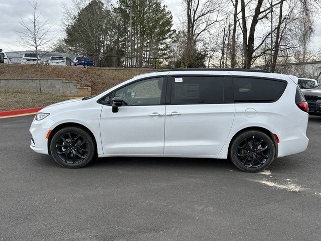 2024 Chrysler Pacifica Limited