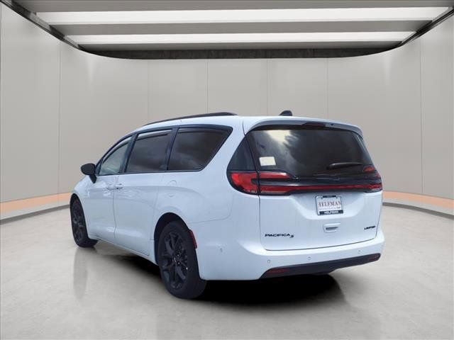 2024 Chrysler Pacifica Limited