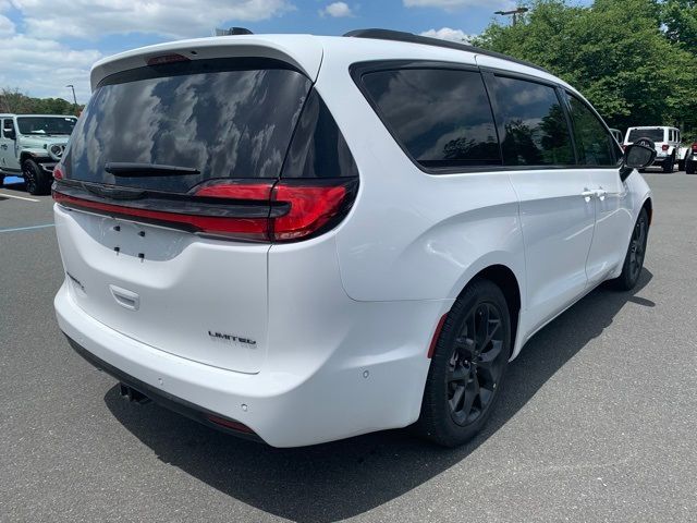 2024 Chrysler Pacifica Limited