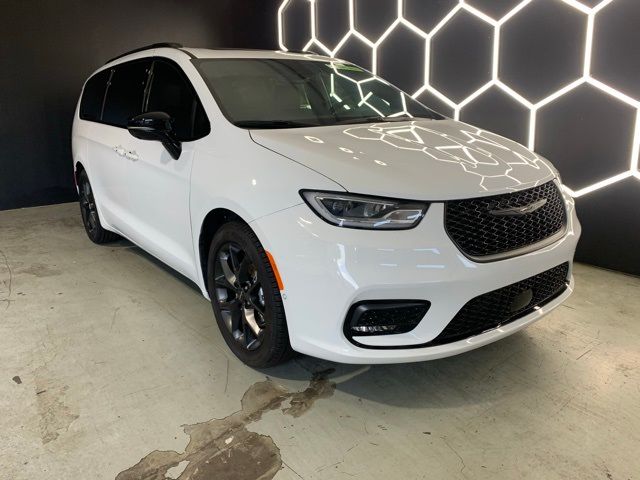 2024 Chrysler Pacifica Limited