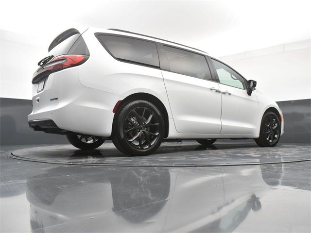 2024 Chrysler Pacifica Limited