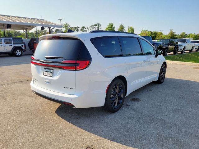 2024 Chrysler Pacifica Limited