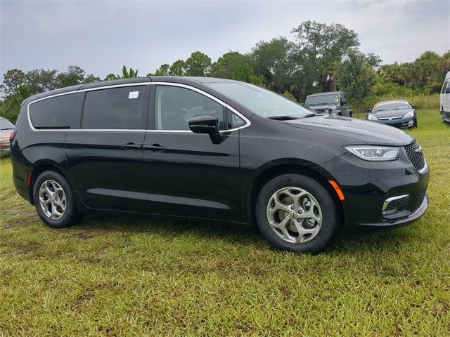 2024 Chrysler Pacifica Limited