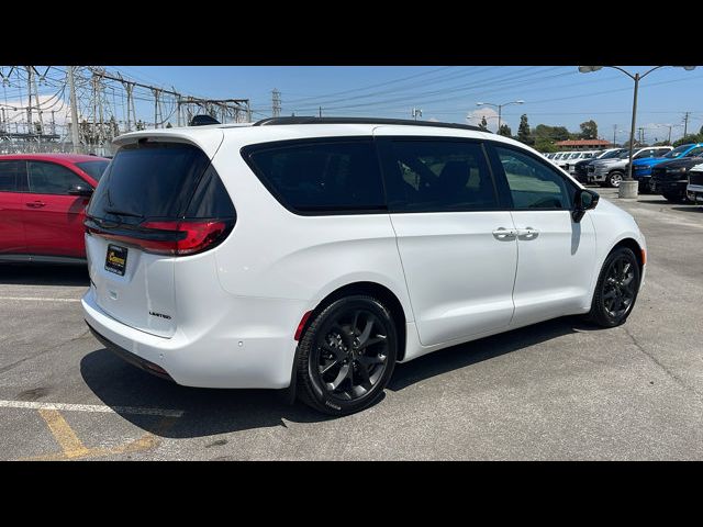 2024 Chrysler Pacifica Limited