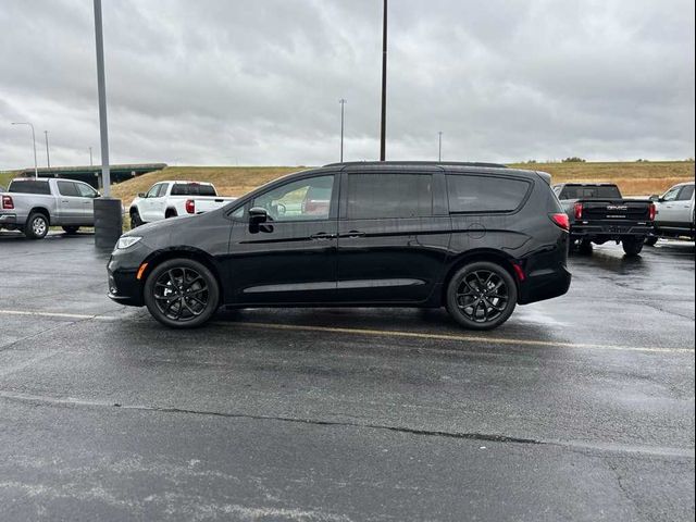 2024 Chrysler Pacifica Limited