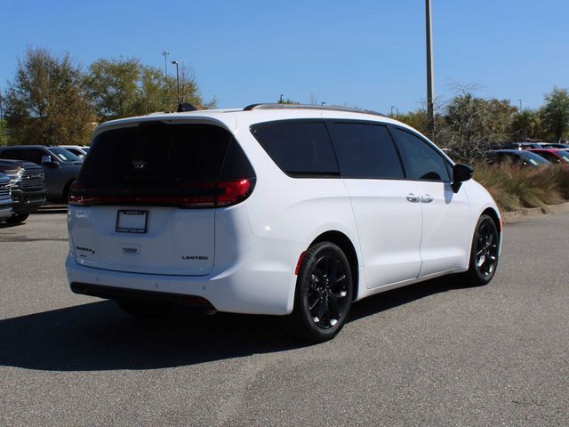 2024 Chrysler Pacifica Limited