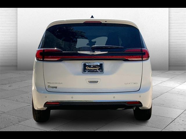 2024 Chrysler Pacifica Limited