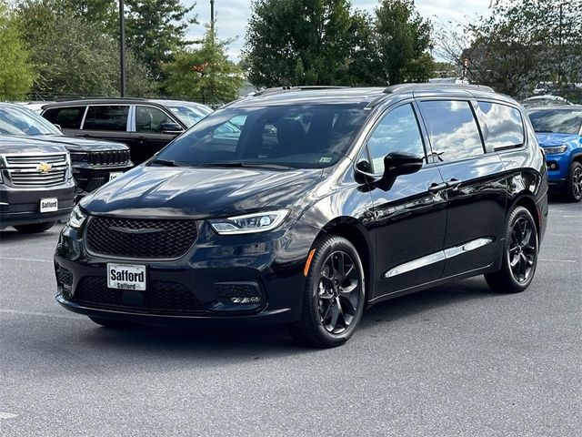 2024 Chrysler Pacifica Limited