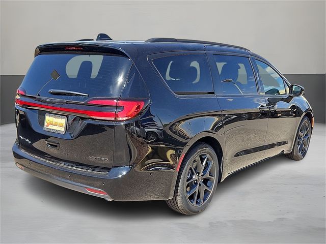 2024 Chrysler Pacifica Limited