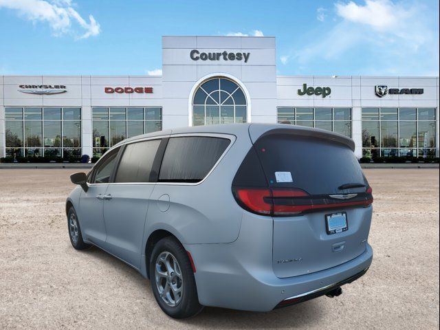 2024 Chrysler Pacifica Limited