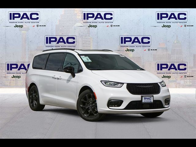 2024 Chrysler Pacifica Limited