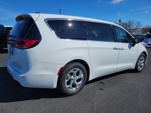 2024 Chrysler Pacifica Limited