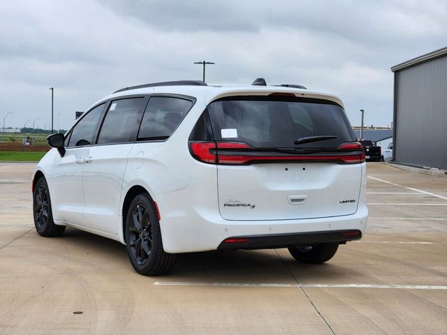 2024 Chrysler Pacifica Limited