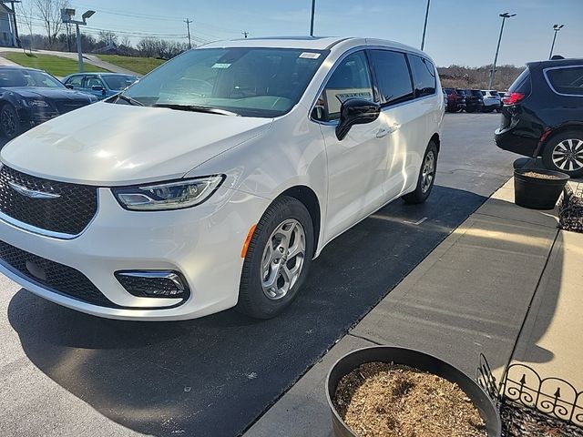 2024 Chrysler Pacifica Limited