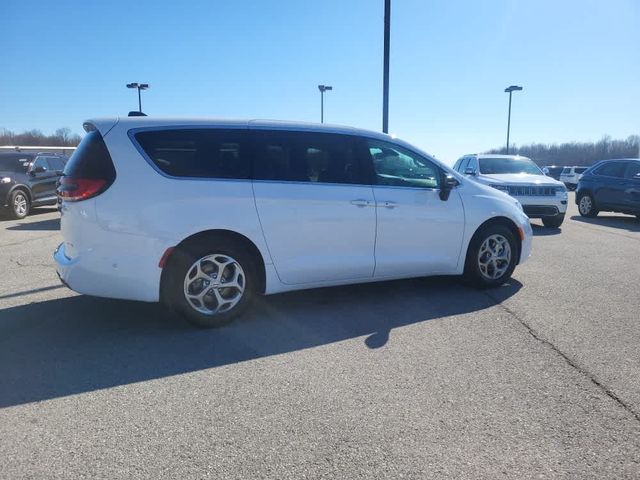 2024 Chrysler Pacifica Limited