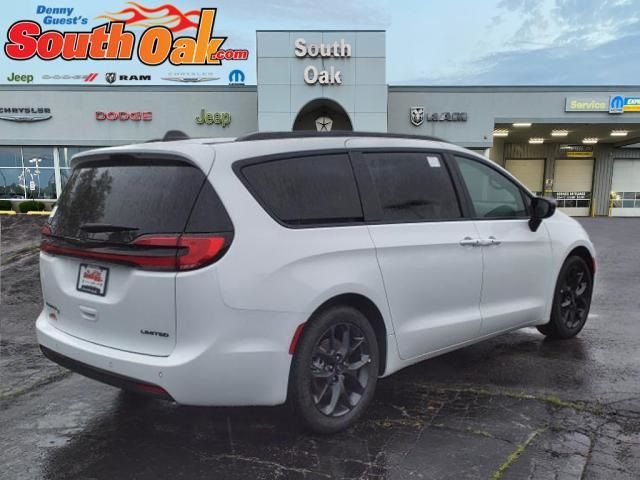 2024 Chrysler Pacifica Limited