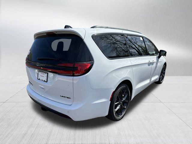 2024 Chrysler Pacifica Limited